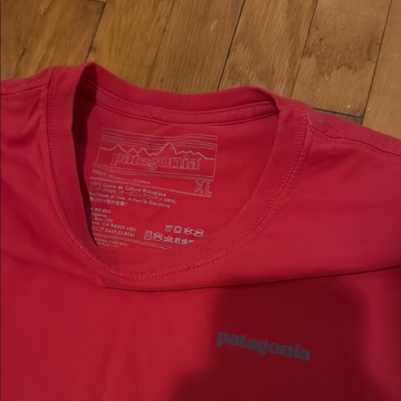 Patagonia Red Long Sleeve Tee - Picture 2 of 3